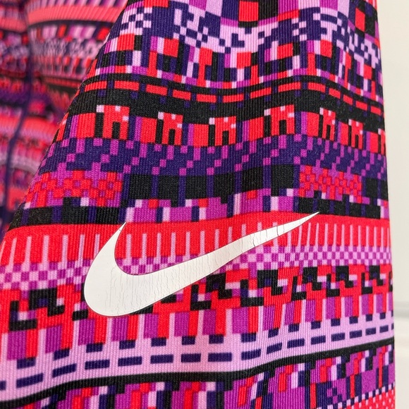Nike Pro Half Zip Aztec Print - Picture 3 of 6